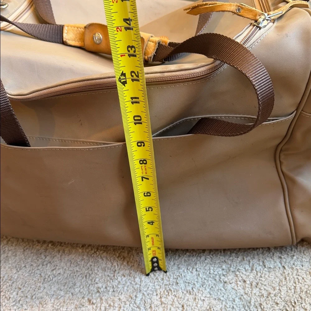 Jon Hart Design spacious duffle