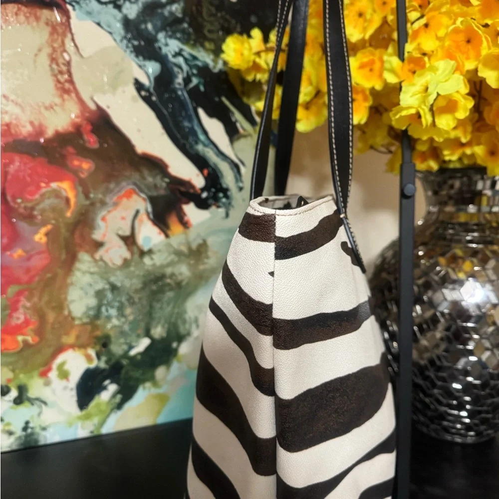 Dooney & Bourke Zebra Stripe Tote - Black and Brown / NWOT