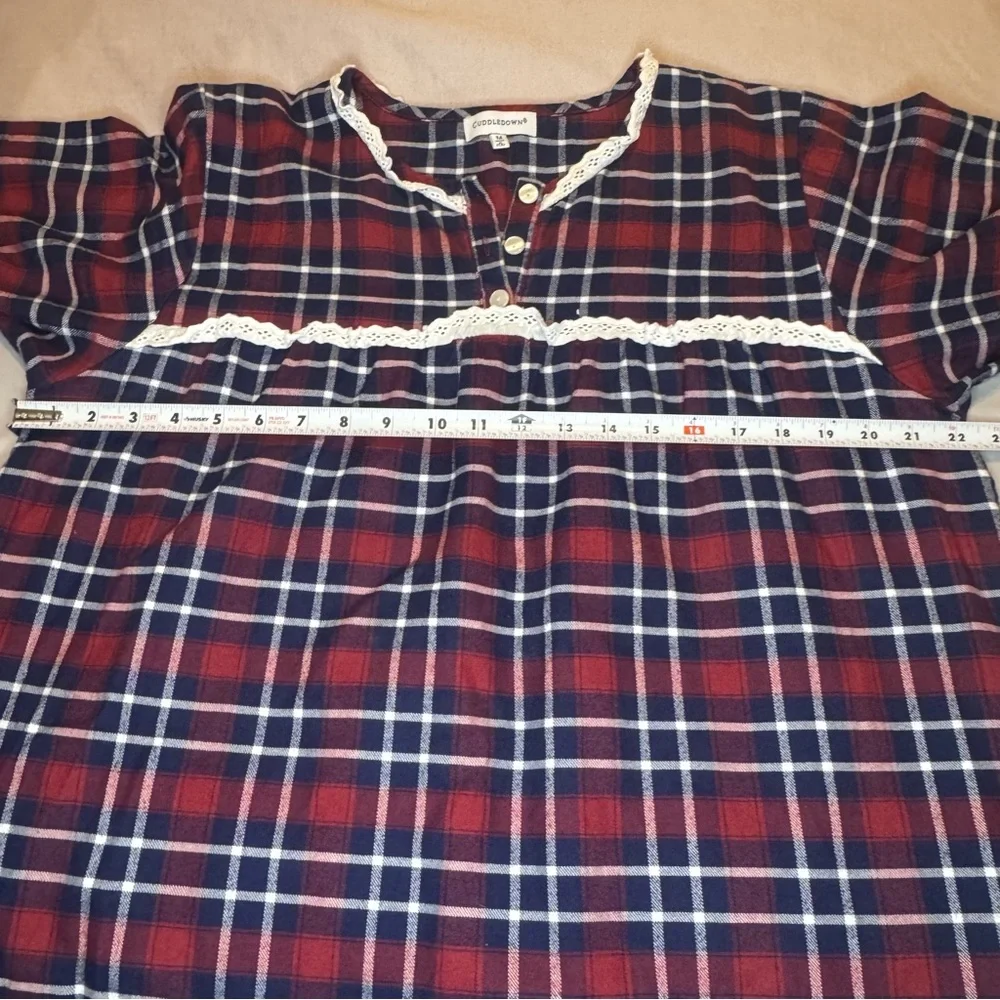 Plaid Long-Sleeve Nightgown with Lace Trim - Red/Navy