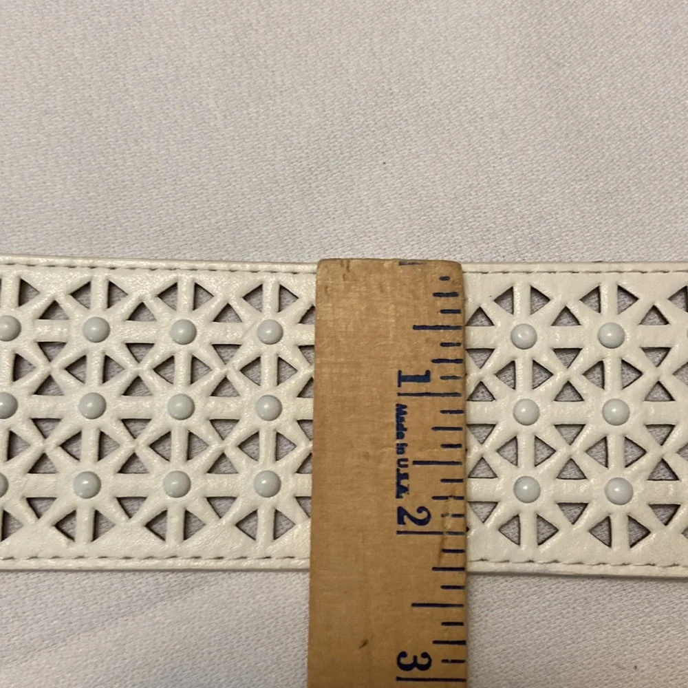 N/A white cut