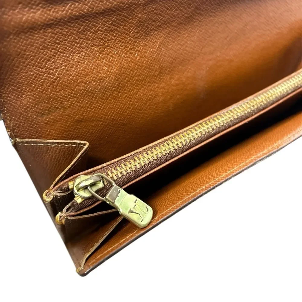 Louis Vuitton monogram edge sarah