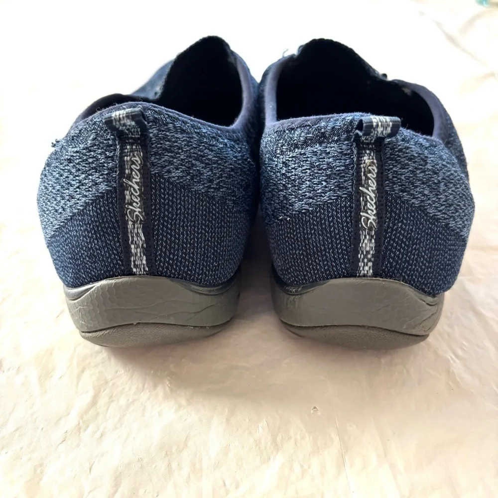 Skechers Slip-ins: Breathe-Easy - Knitty Waves navy blue SZ 11. Worn 2X Indoors
