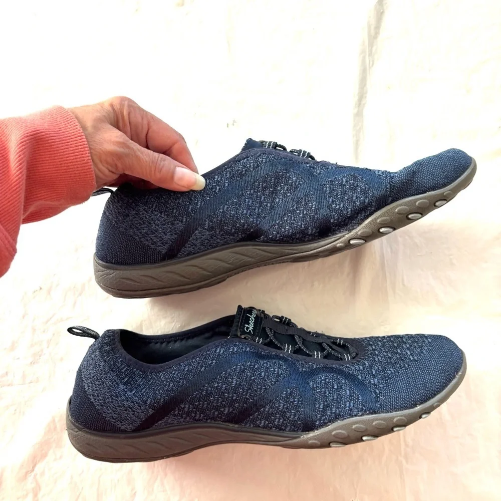 Skechers Slip-ins: Breathe-Easy - Knitty Waves navy blue SZ 11. Worn 2X Indoors