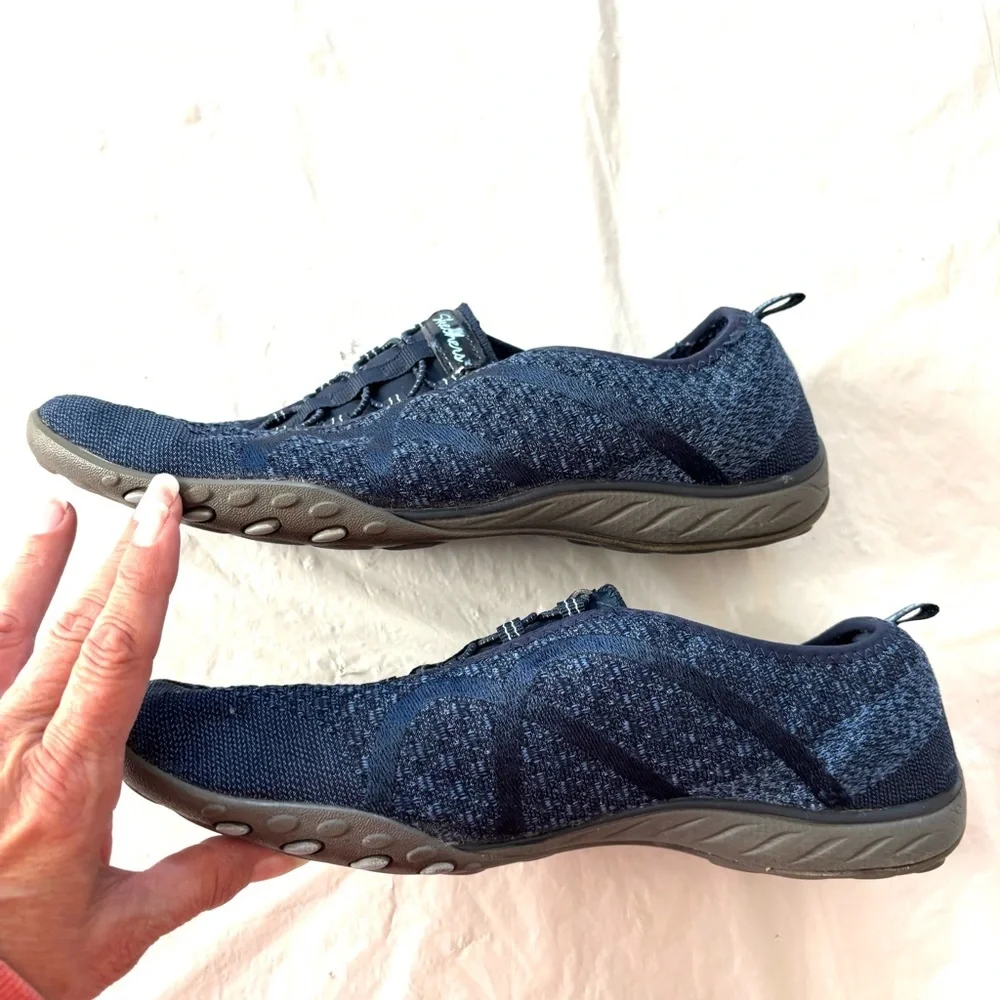 Skechers Slip-ins: Breathe-Easy - Knitty Waves navy blue SZ 11. Worn 2X Indoors
