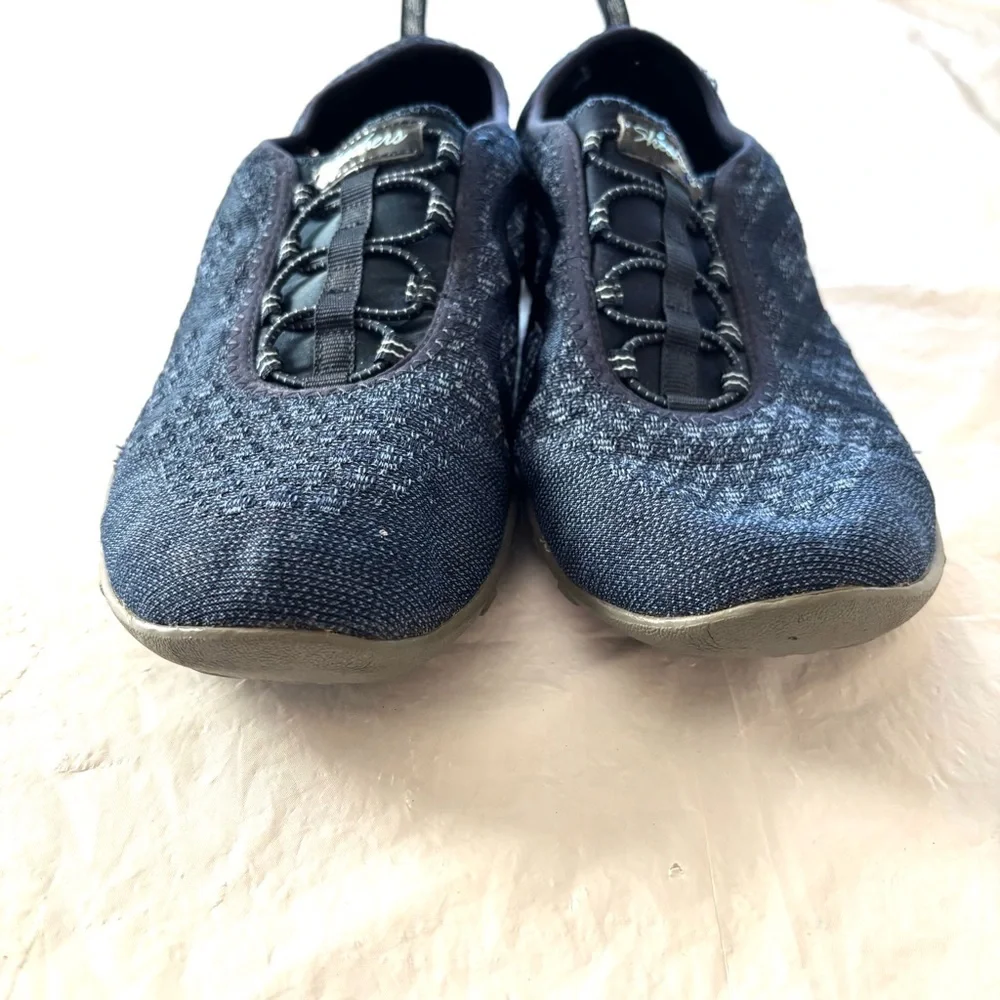 Skechers Slip-ins: Breathe-Easy - Knitty Waves navy blue SZ 11. Worn 2X Indoors