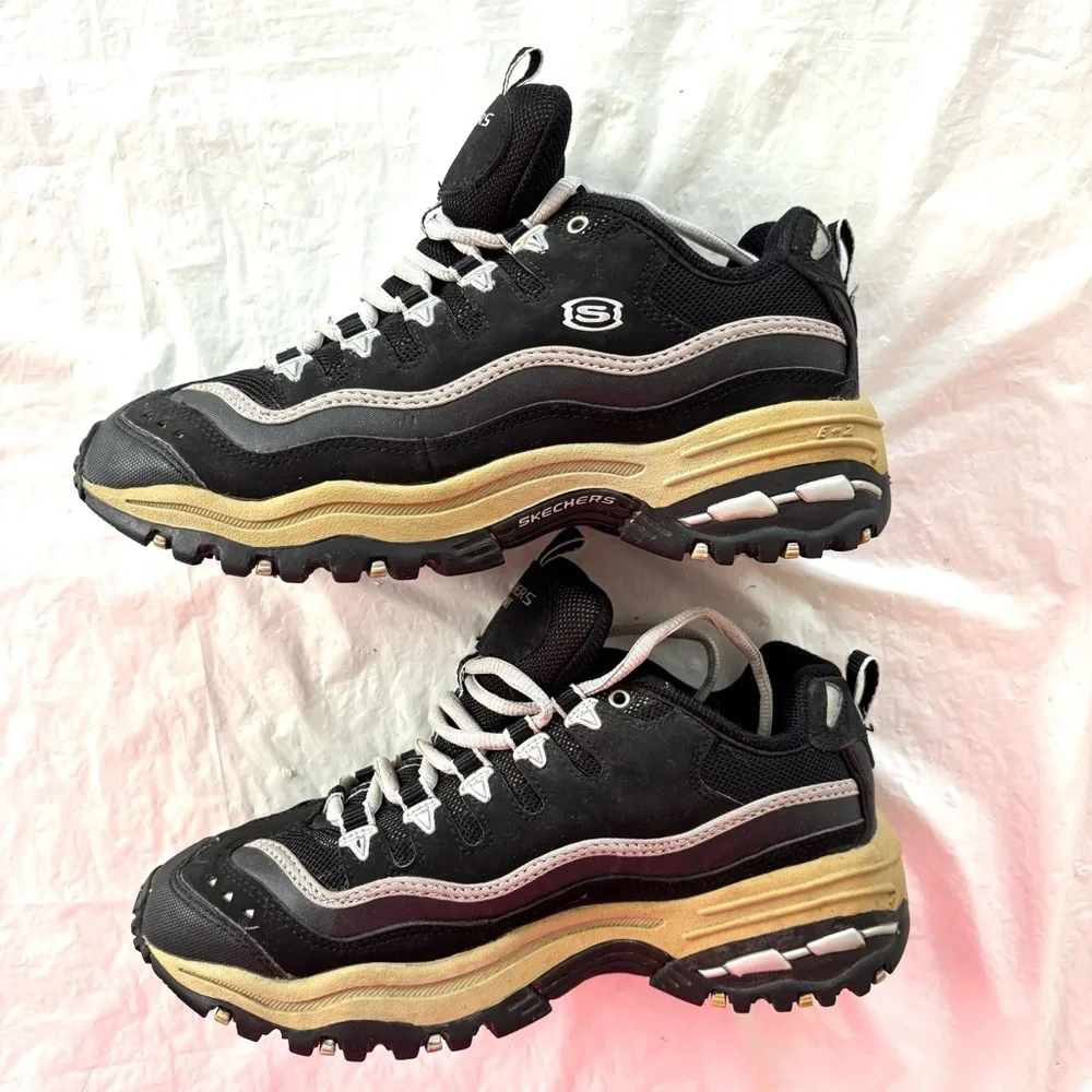 Skechers step out