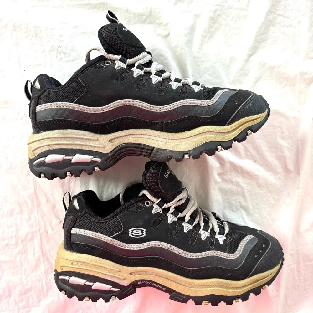 Skechers step out