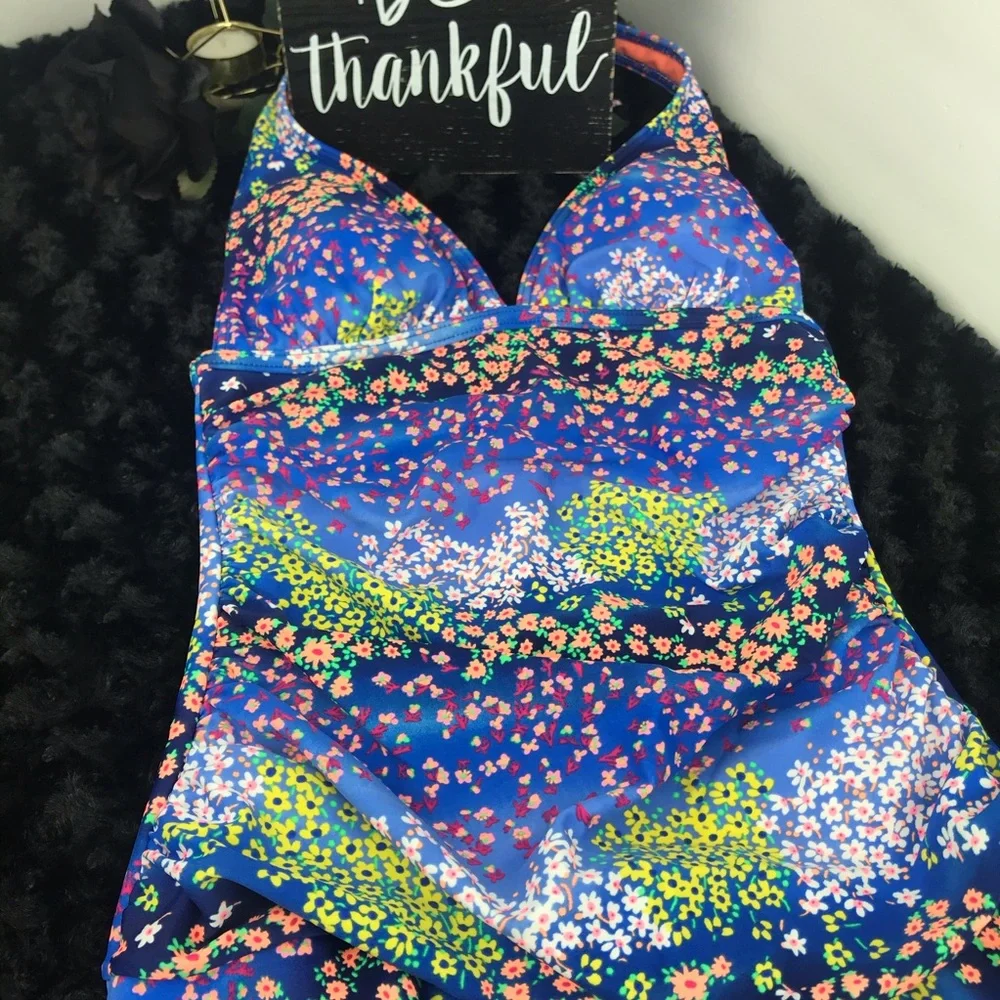 Arizona Jean Company super colorful