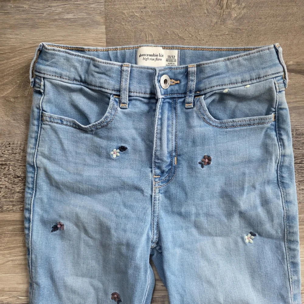 abercrombie kids approximate measurements