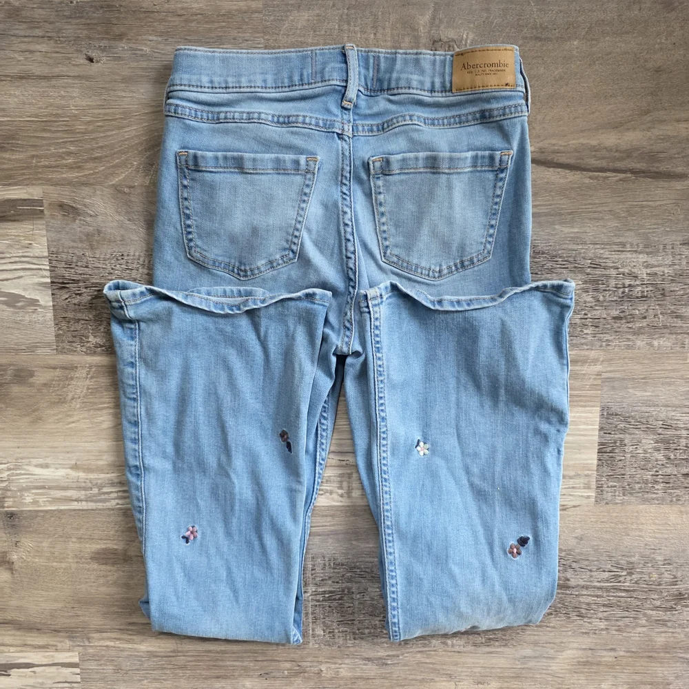 abercrombie kids approximate measurements