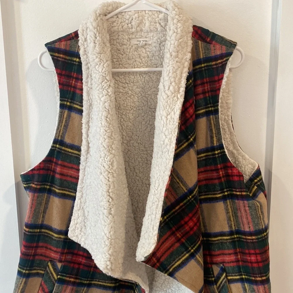 MAURICES plaid open front vest