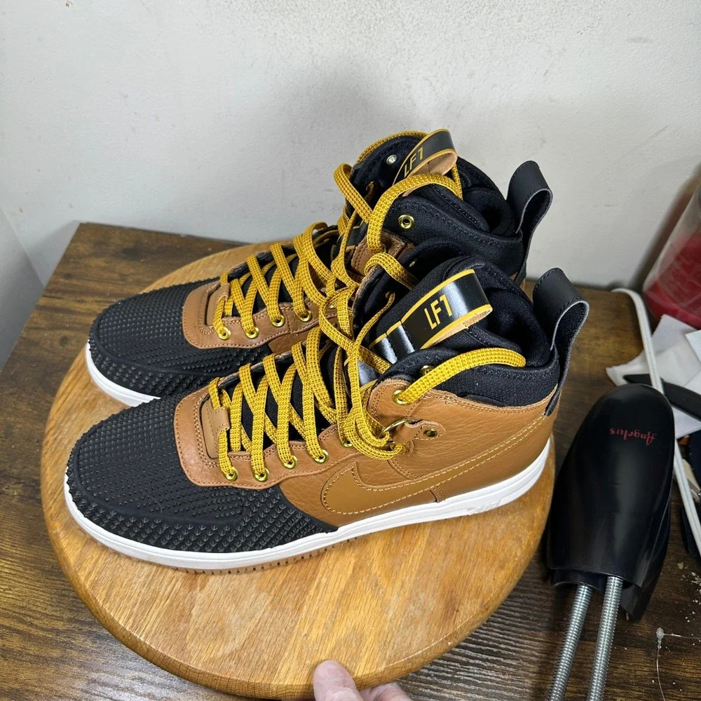 Nike lunar force