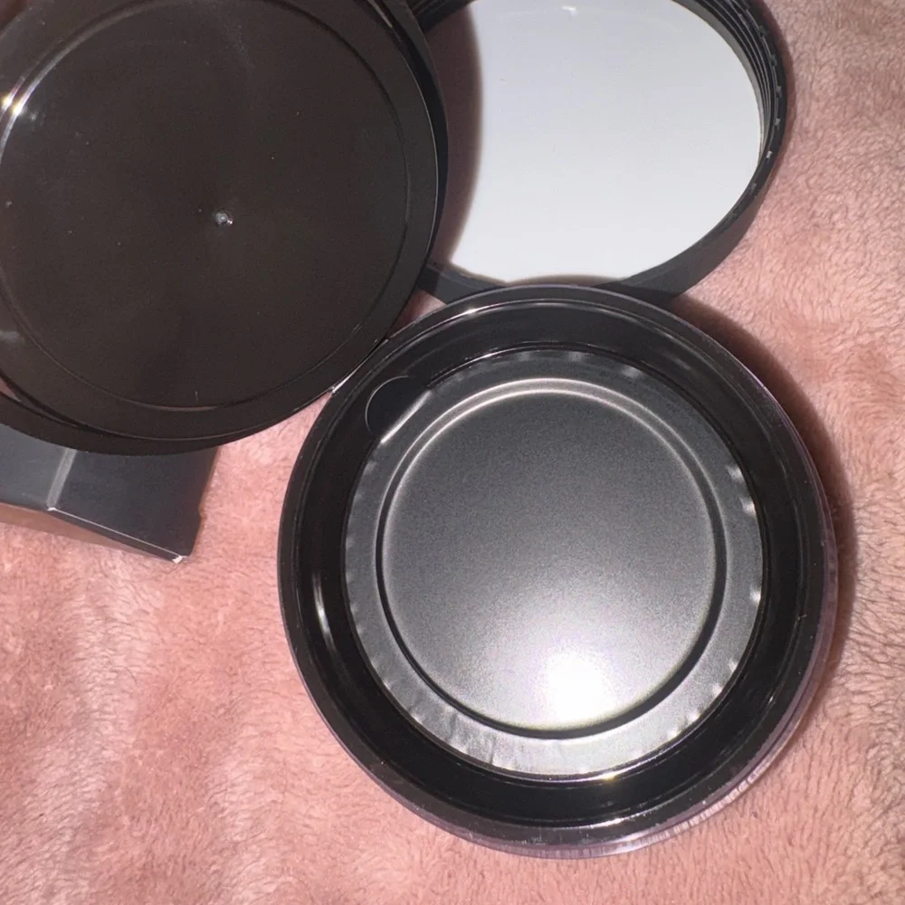 NARS loose powder