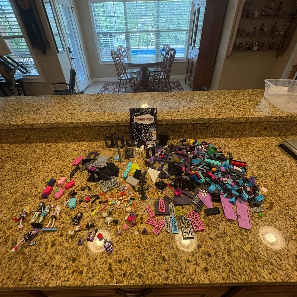 monster high these belong