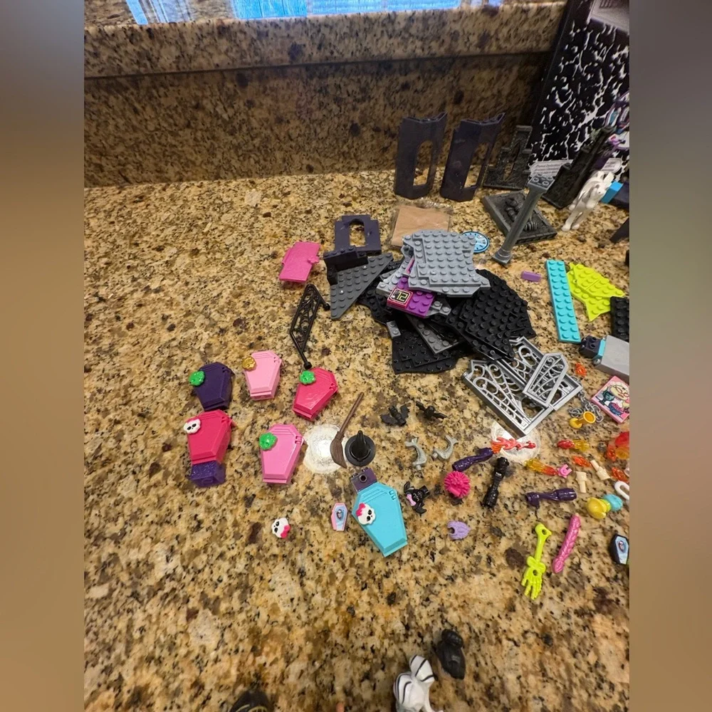 monster high these belong