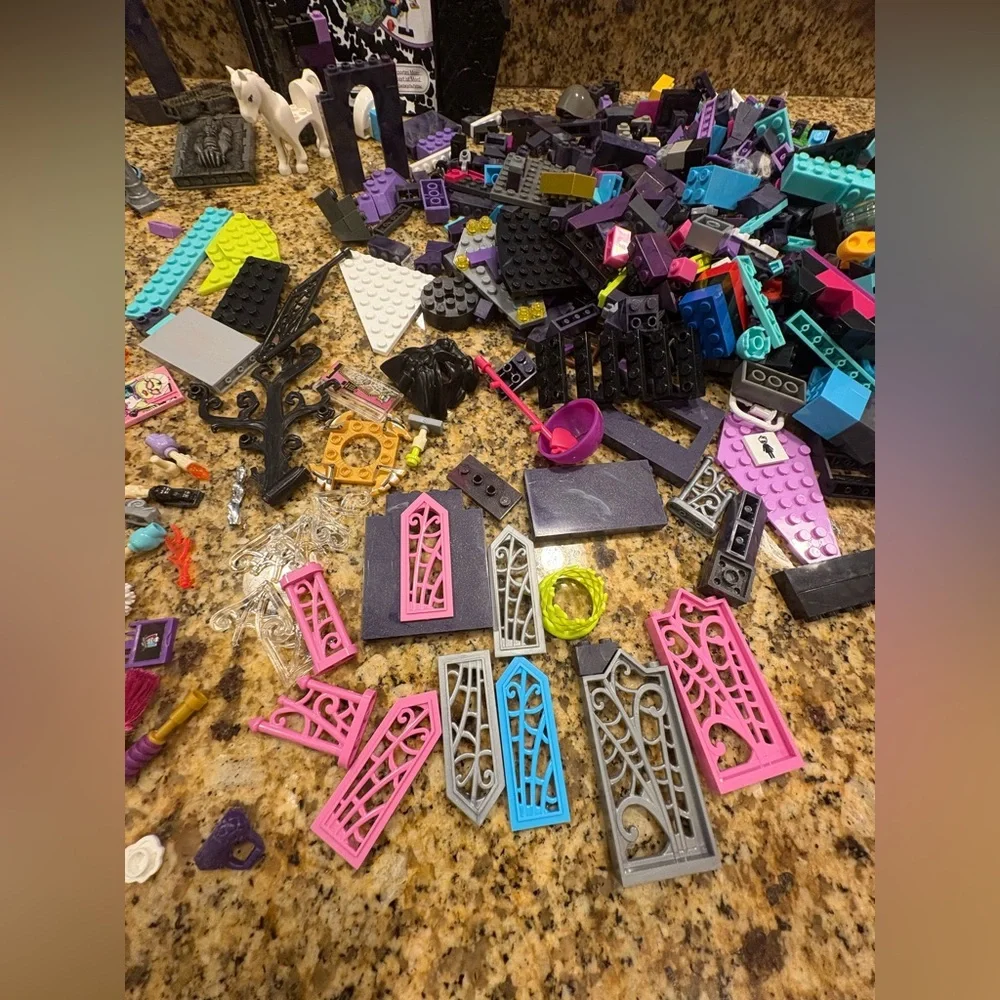 monster high these belong