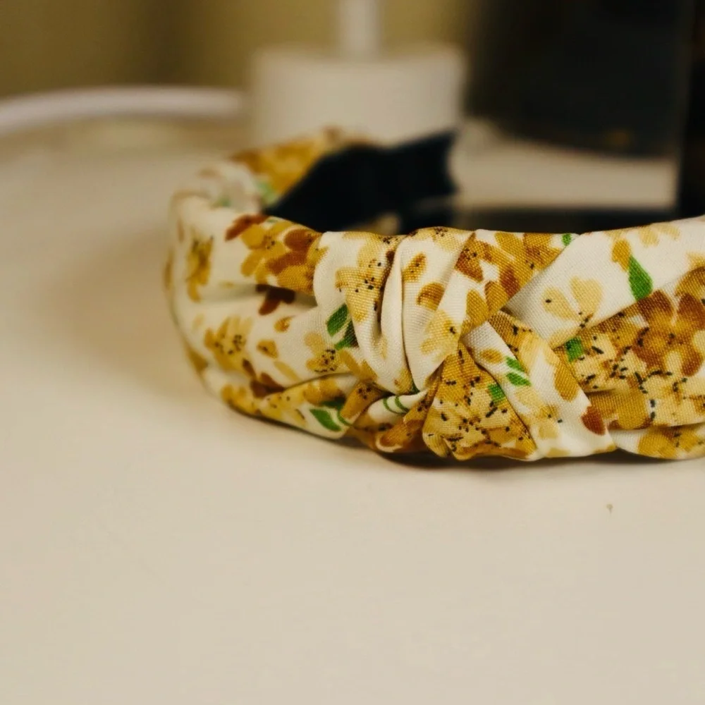 Beautiful Fall 🍂 Colorful Headband NWOT