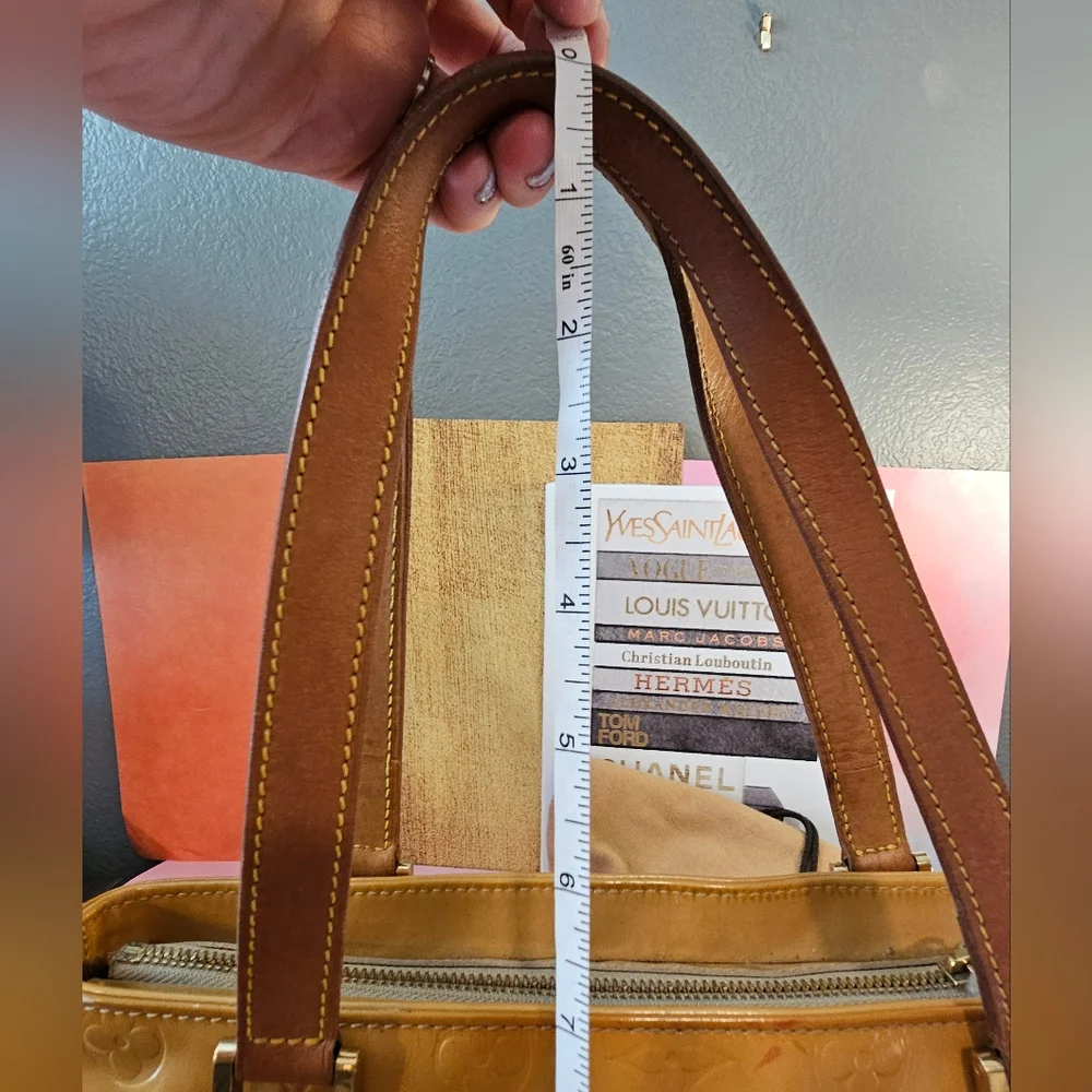 👜Louis Vuitton Vernis Houston Logo Embossed Tote Bag 🏵