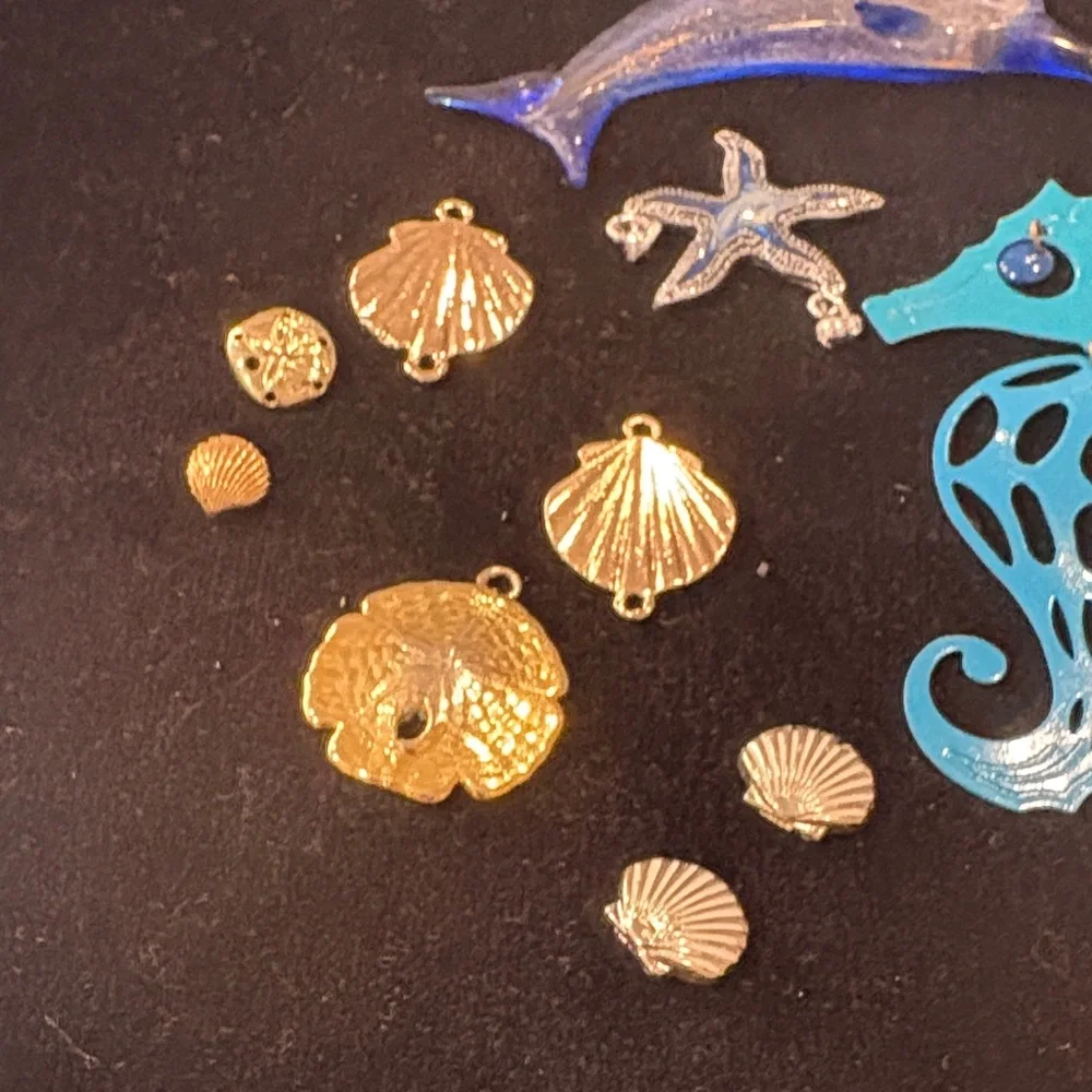 Colorful Sea Life Aquarium Decor Set