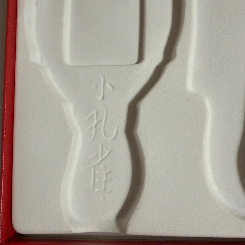 N/A decorative hand