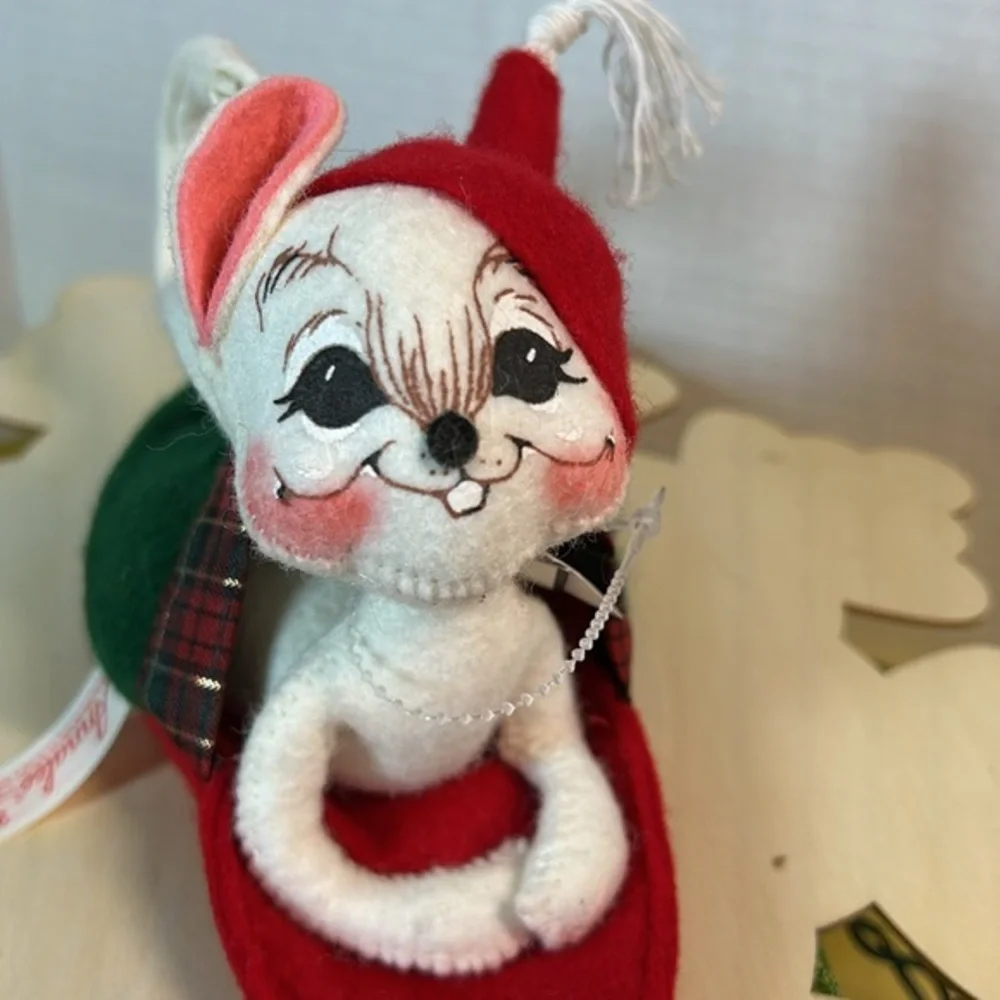 Annalee mouse slipper