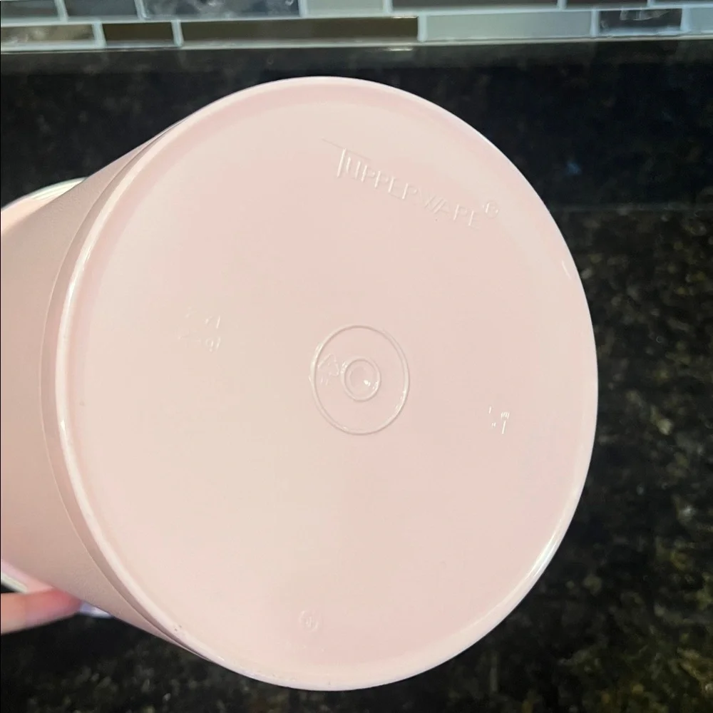 Tupperware charming pastel