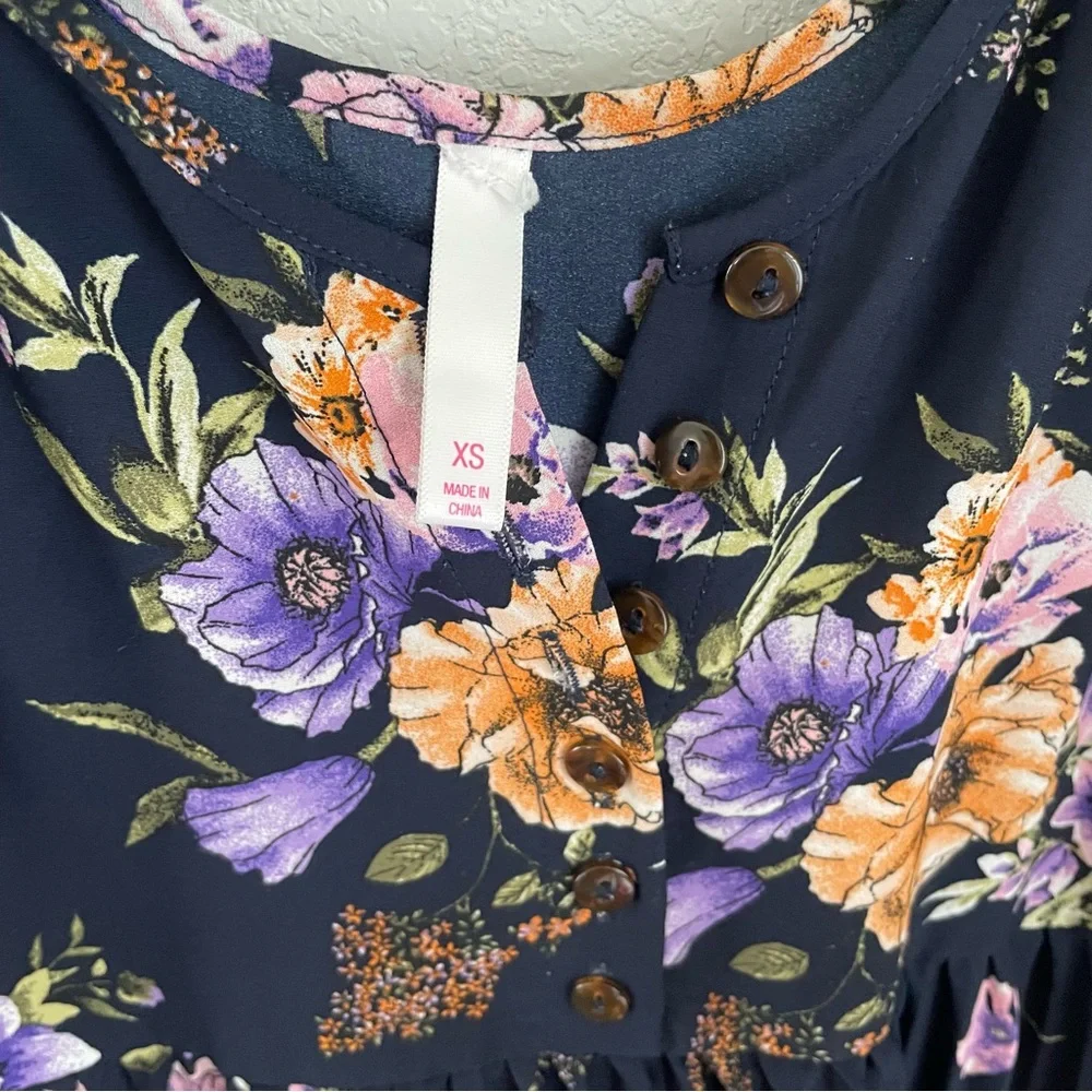 Xhilaration chic floral
