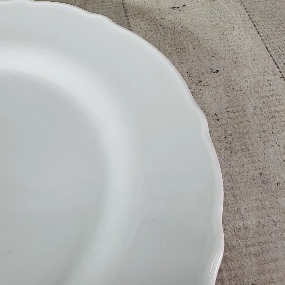 Ikea of Sweden UPPLAGA 21986 White Scalloped Porcelain Lunch Salad Plates Set 4
