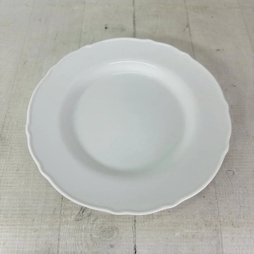 Ikea of Sweden UPPLAGA 21986 White Scalloped Porcelain Lunch Salad Plates Set 4