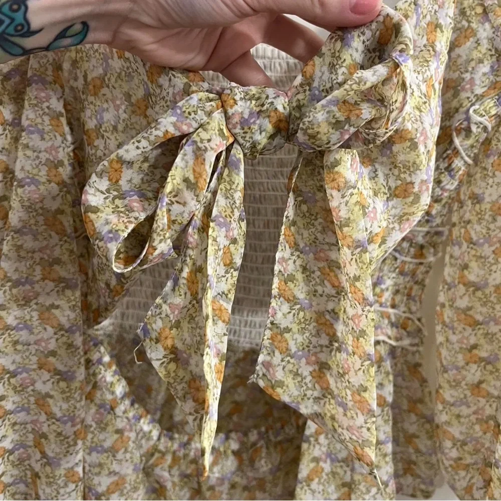Astr label floral
