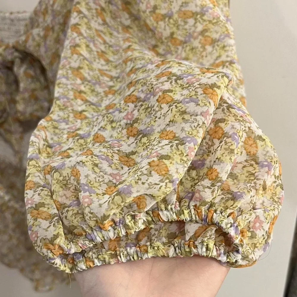 Astr label floral
