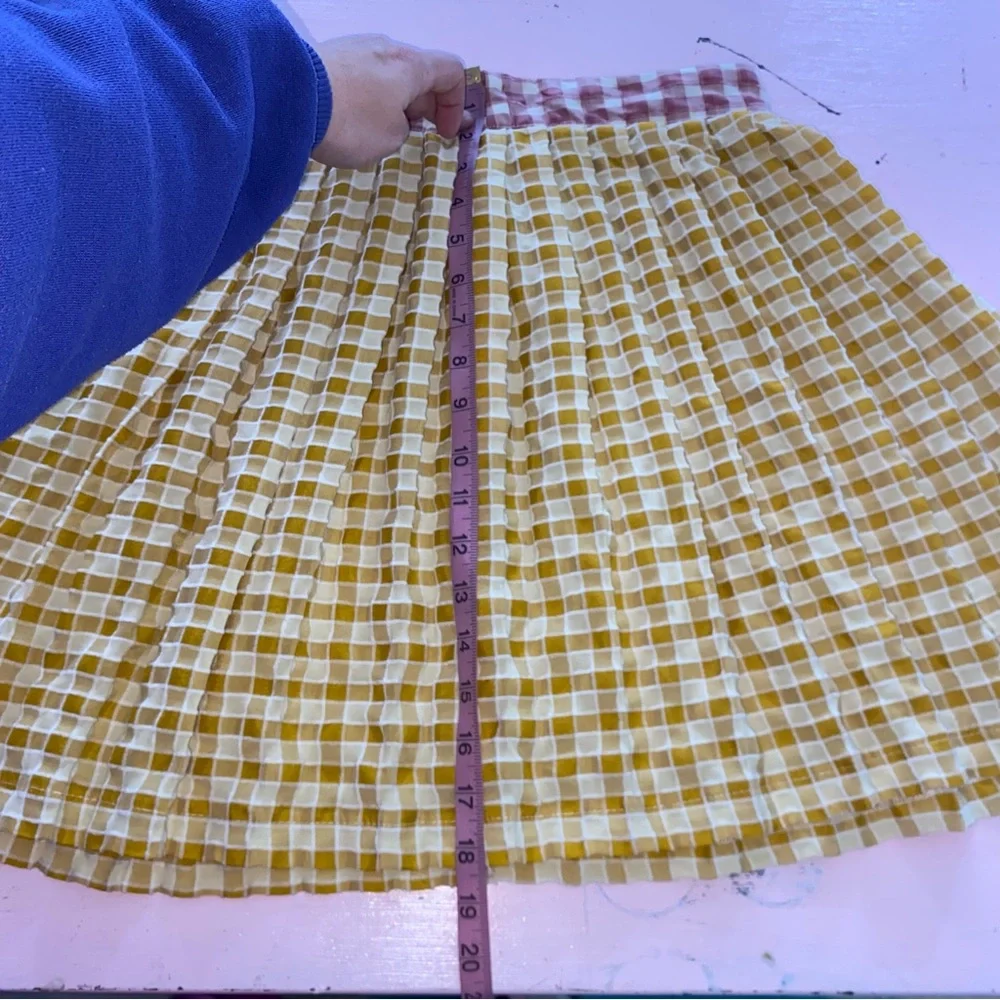 Lisa Says Gah Meg Plaid Mini Skirt from Nuuly Two Tone Plaid A Line Medium 29-30