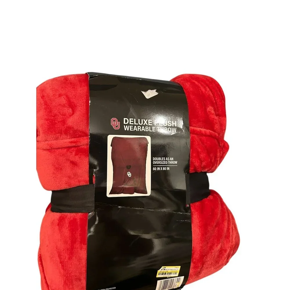 NWT Oklahoma Sooners Deluxe Plush Wearable Throw Blanket
