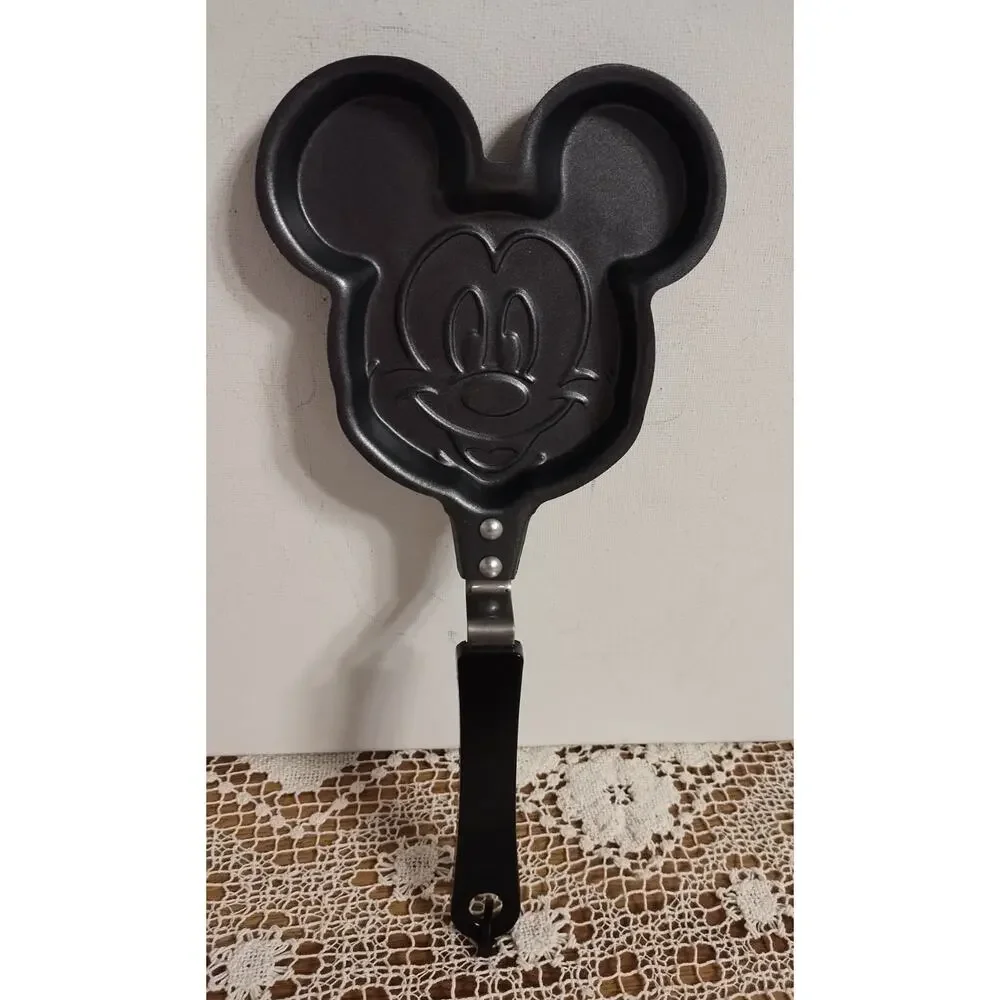 Disney's Mickey Mouse Candy Mold Pan/Pancake Pan (not for oven) Plastic Handle