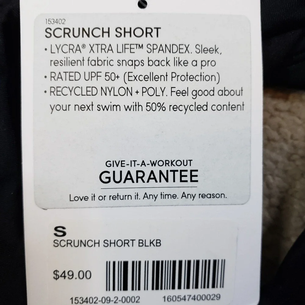 NWT Athleta Scrunch Shorts Womens S Black Ruched Sides Active Gym Yoga Running