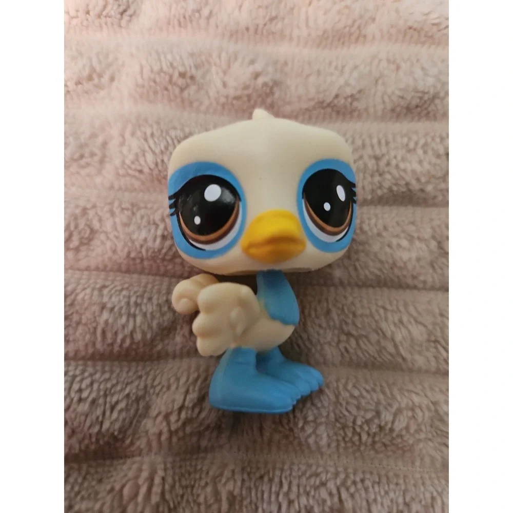 Littlest Pet Shop LPS #1-84 Azure Ostrich Bird White with Blue Eyes