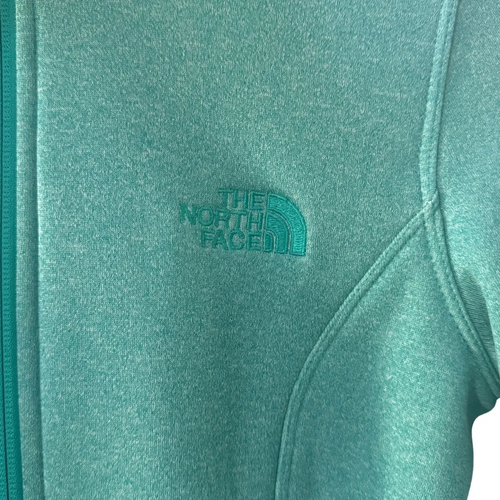 The North Face Women's Vintage Teal Zip-Up Fleece Jacket! XS
