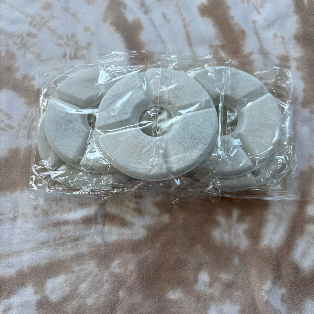 Charcoal Round Pet Fountain Filters - 5