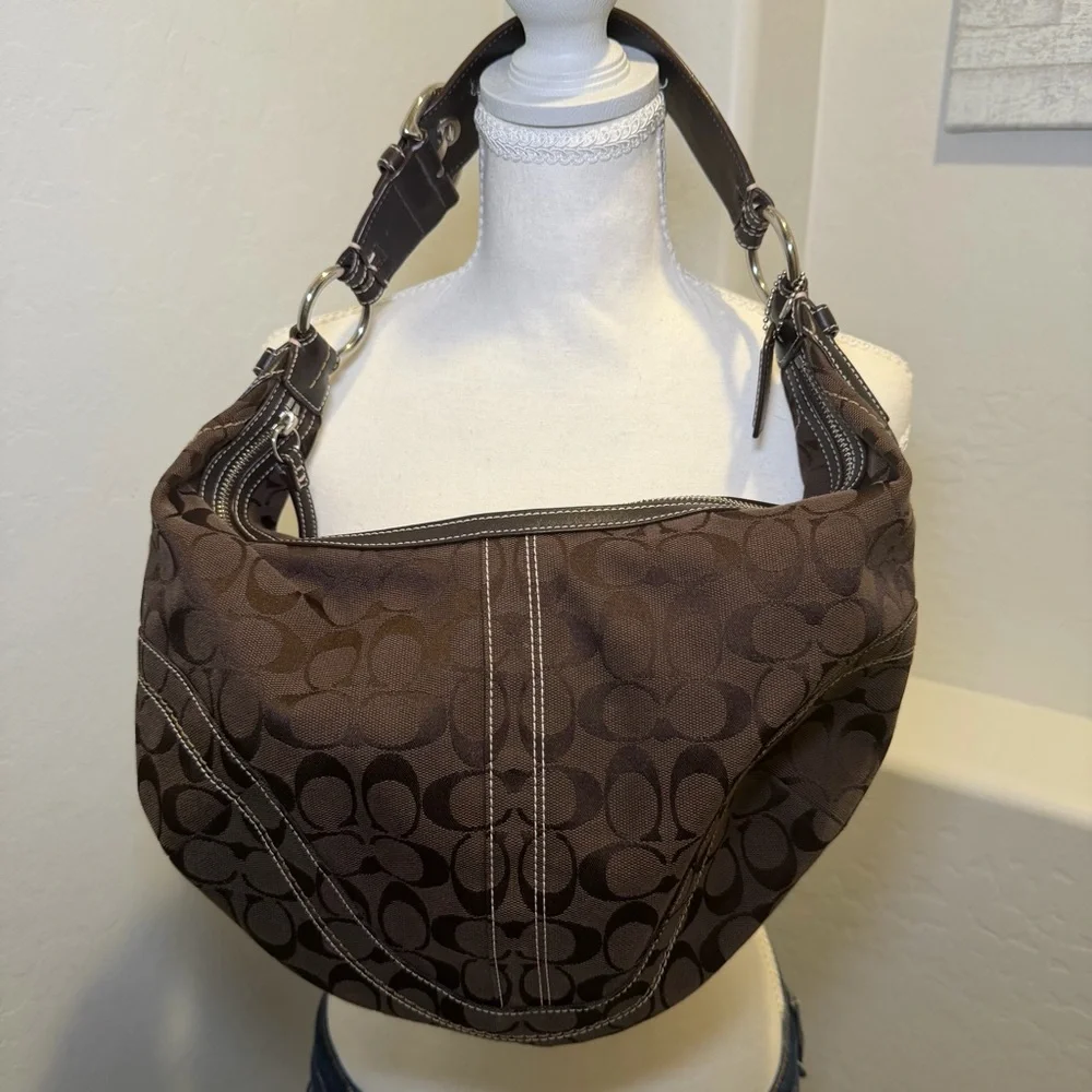Coach authentic signature