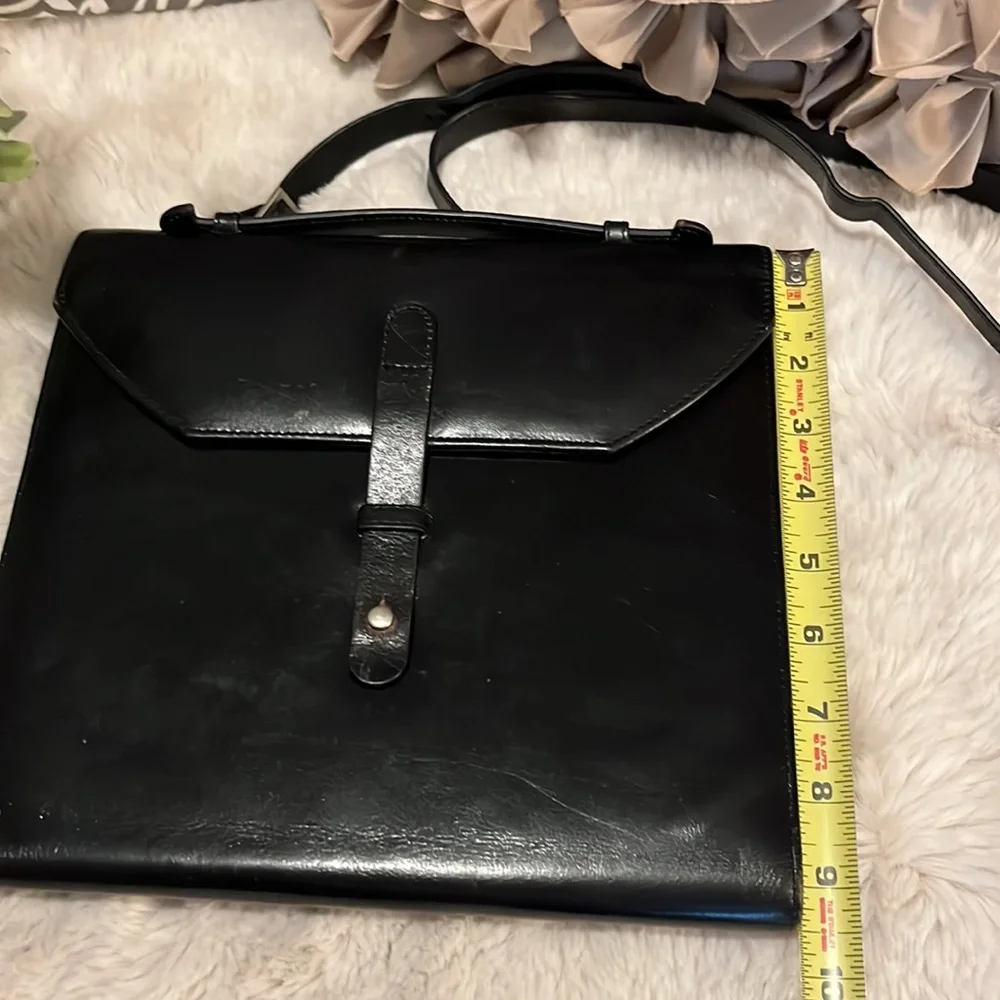 Brookstone black leather