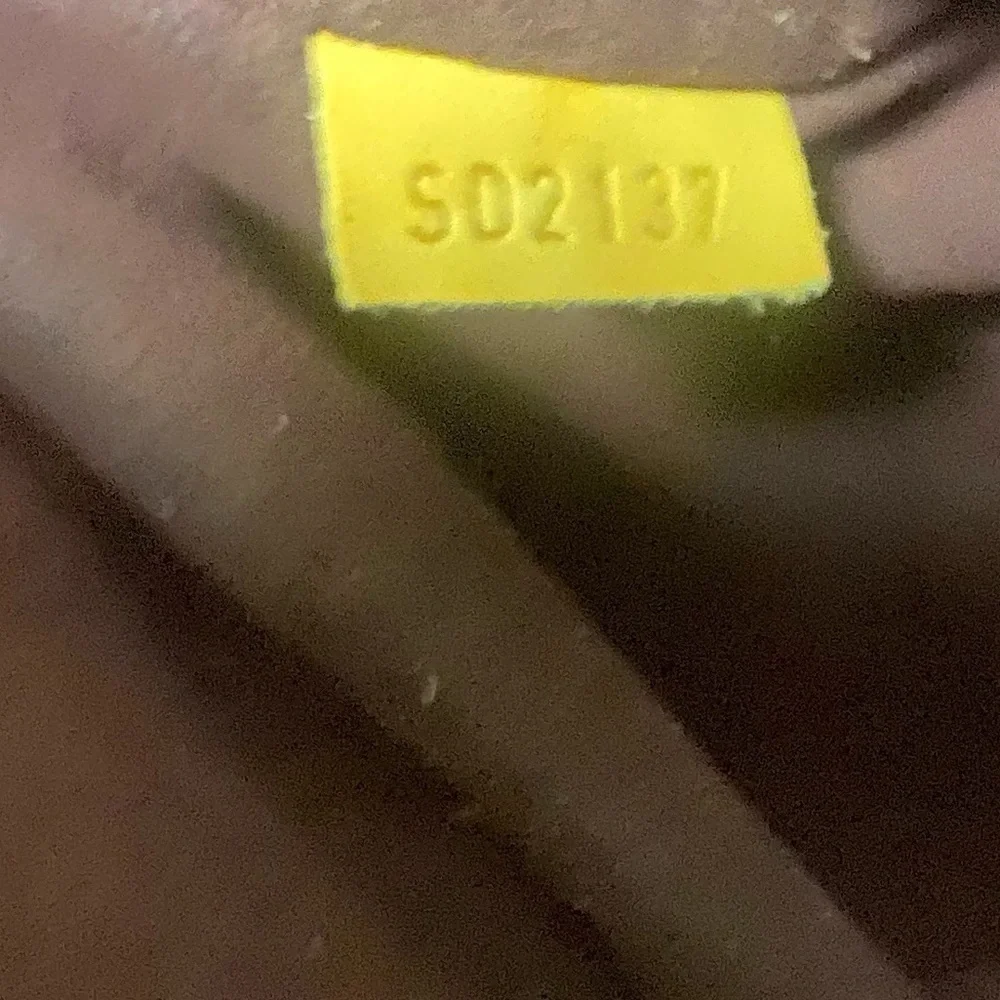 Louis Vuitton louis vuitton