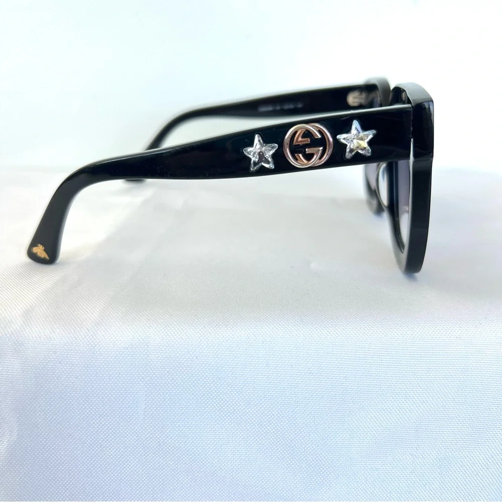GUCCI Italy GG0208S Crystal Star Cat Eye Gray Gradient Lens Black Frame Sunglass