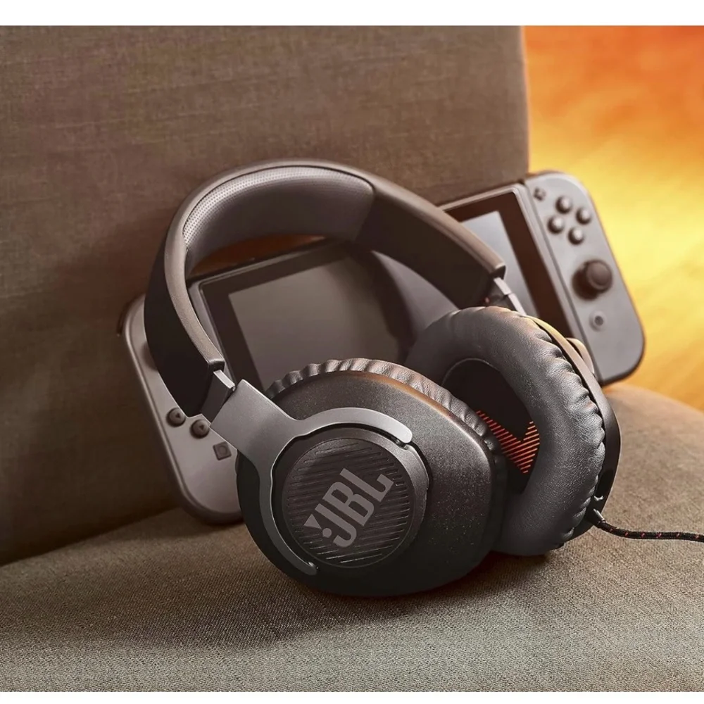 NIB JBL Quantum 100 Wired Over-Ear Gaming Headphones - Black, Large