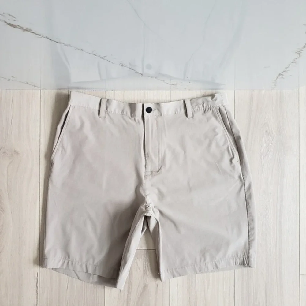 Banana Republic casual minimalist blend