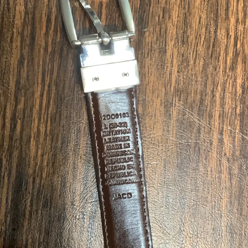 Dockers Boy Reversible Belt Black Brown Silver Buckle Size 30-32 12DO0103