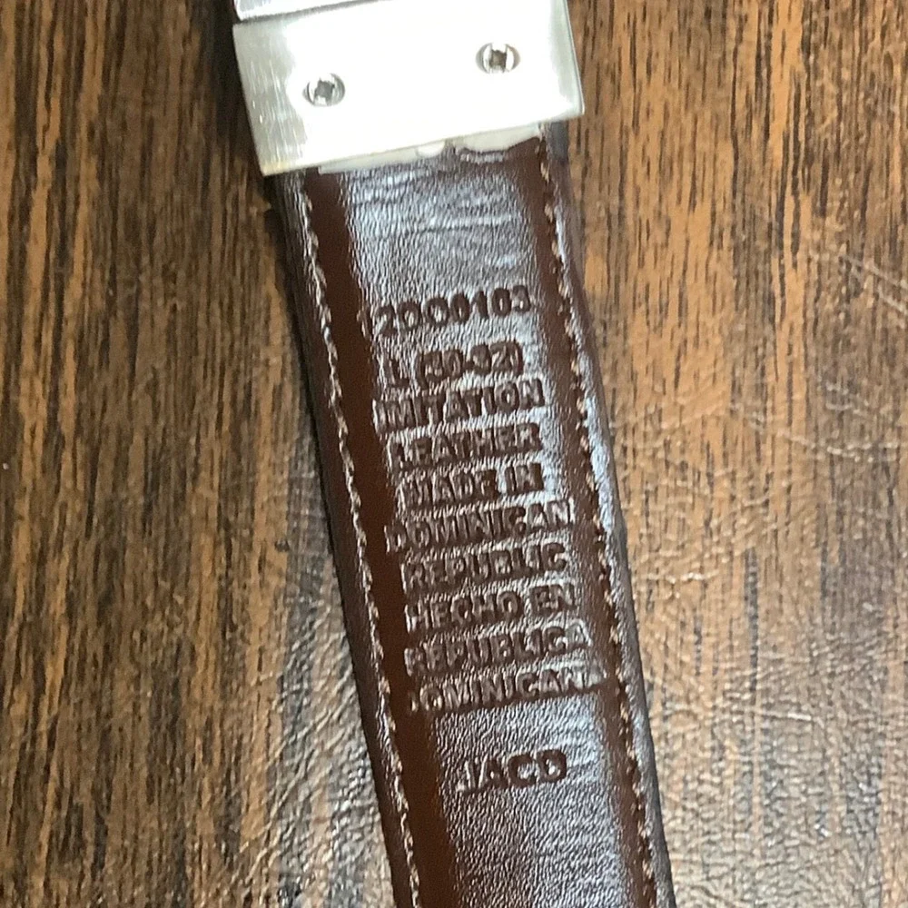 Dockers Boy Reversible Belt Black Brown Silver Buckle Size 30-32 12DO0103