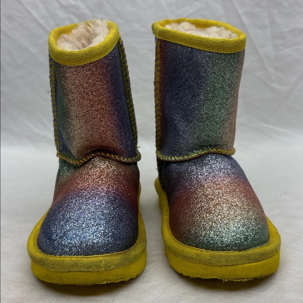 UGG rainbow review box