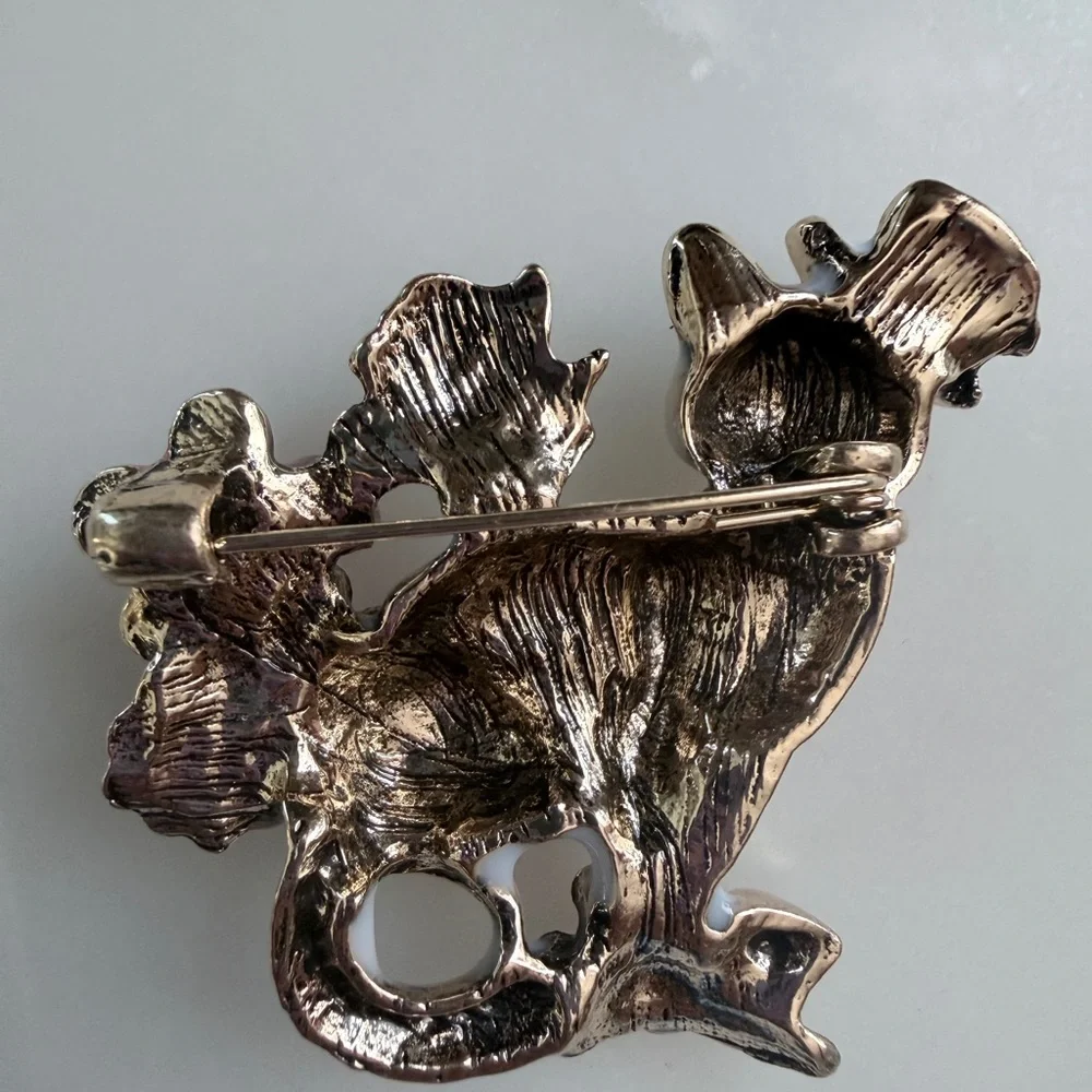 N/A rhinestone charming