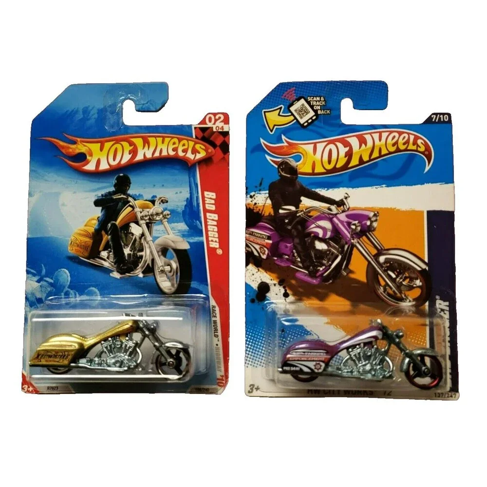2012 Hot Wheels BAD BAGGER HW CITY WORKS '12 #137 & HIGHWAY '10 #194 LOT Of 2