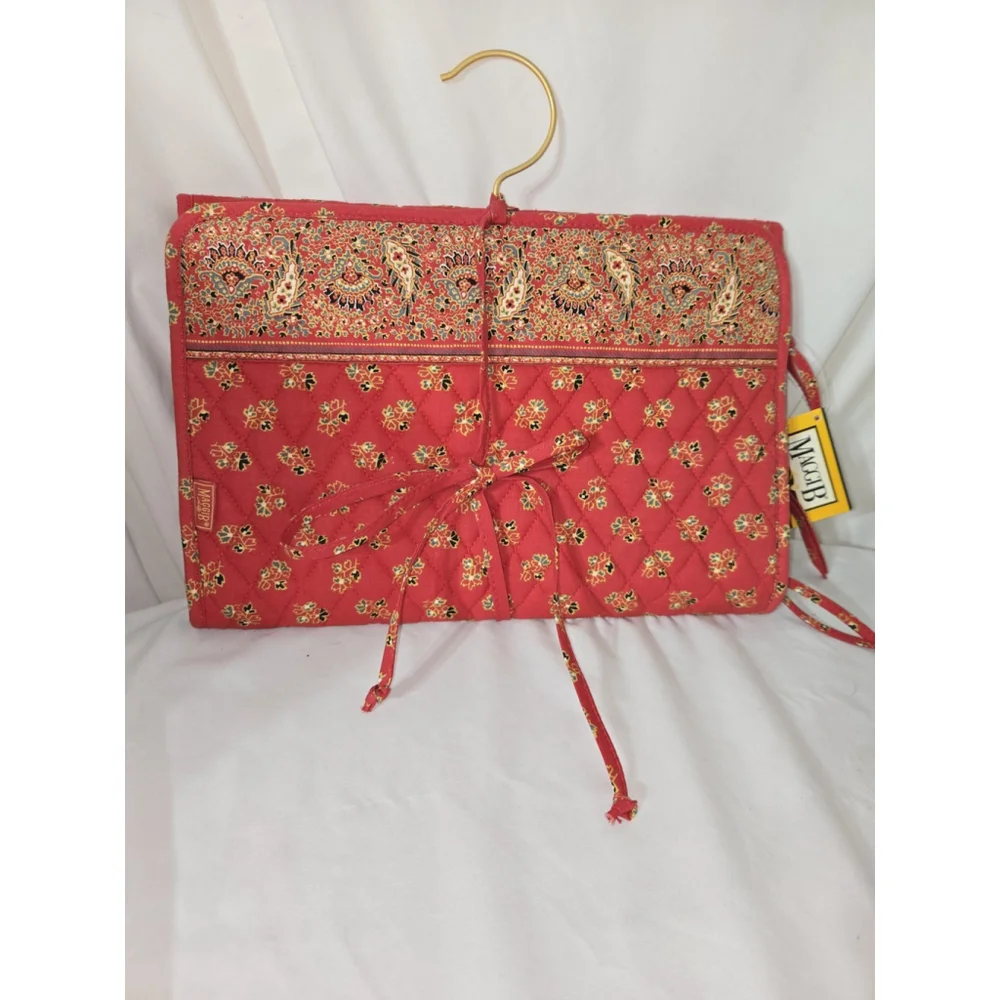 Vintage NWT MaggiB Hanging Travel Organizer Red Mosaic Quilted